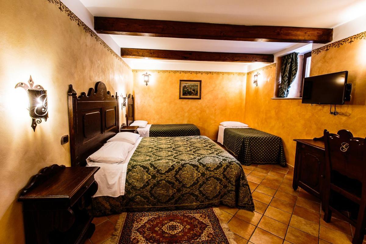 Hotel Guerrinuccio Celano Eksteriør billede